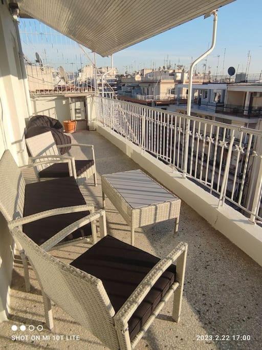 Aigli Sea View Apartment Tesalonika Bagian luar foto