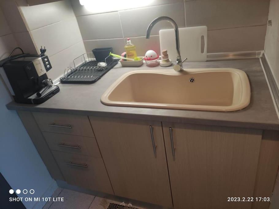 Aigli Sea View Apartment Tesalonika Bagian luar foto